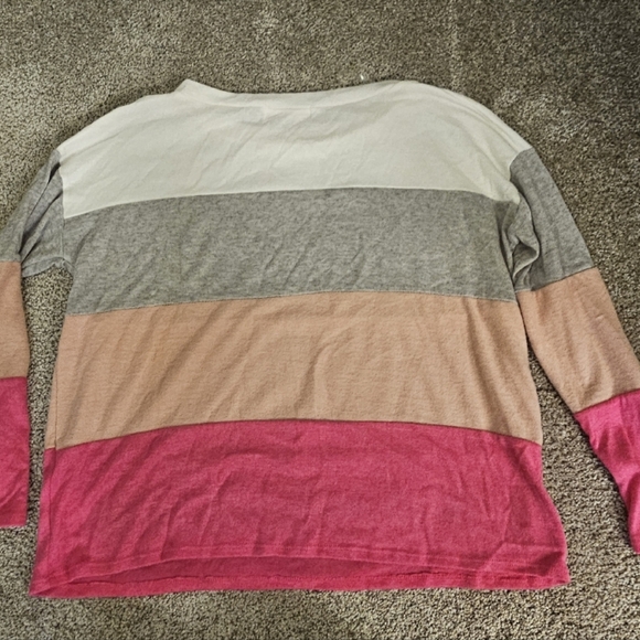 Haptics hacci Color Block Sweater - Picture 3 of 8